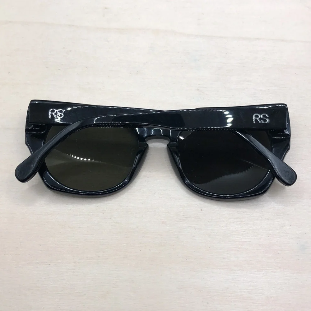RS Eyewear Trendy Semi Oversized Sunglasses Black Frames RS9002 C3
